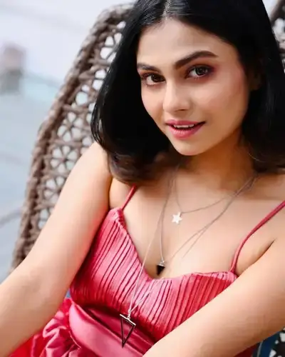 Call Girls Service in Katwa